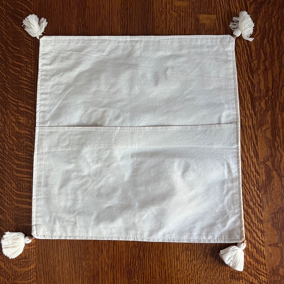 Two (2) Embroidered Pillow Covers from Turkey, New without tags, beautiful gift - Picture 6 of 10